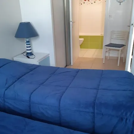 Royan Acces Direct A La Plage Exterior photo
